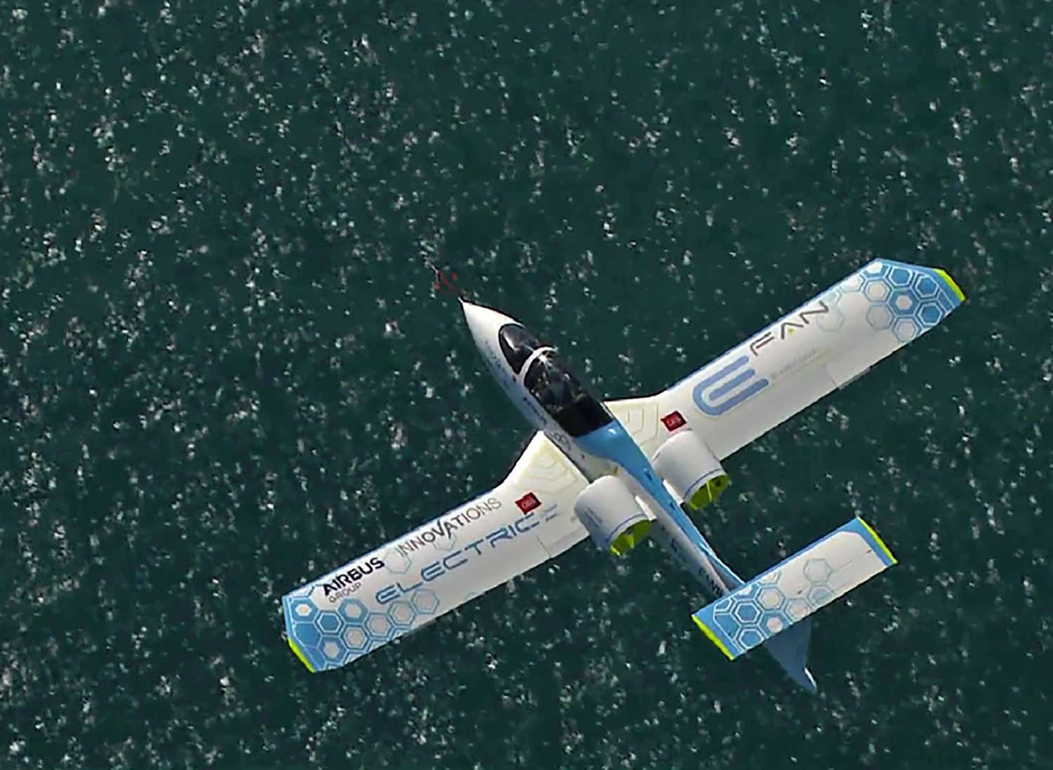 Airbus efan over Channel