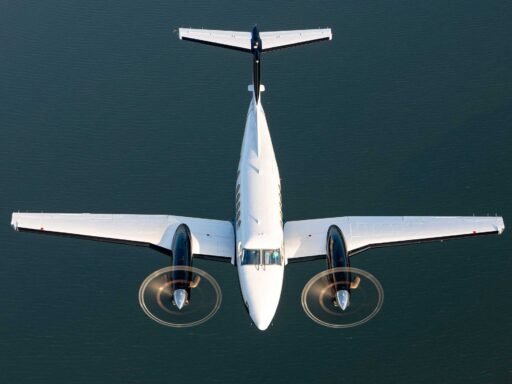 Blackhawk King Air 300