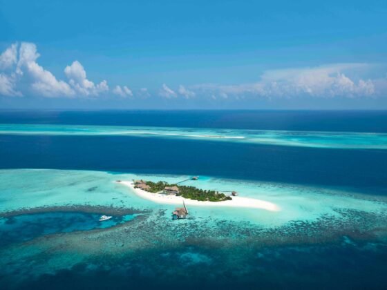 Four Seasons Private Island Maldives at Voavah