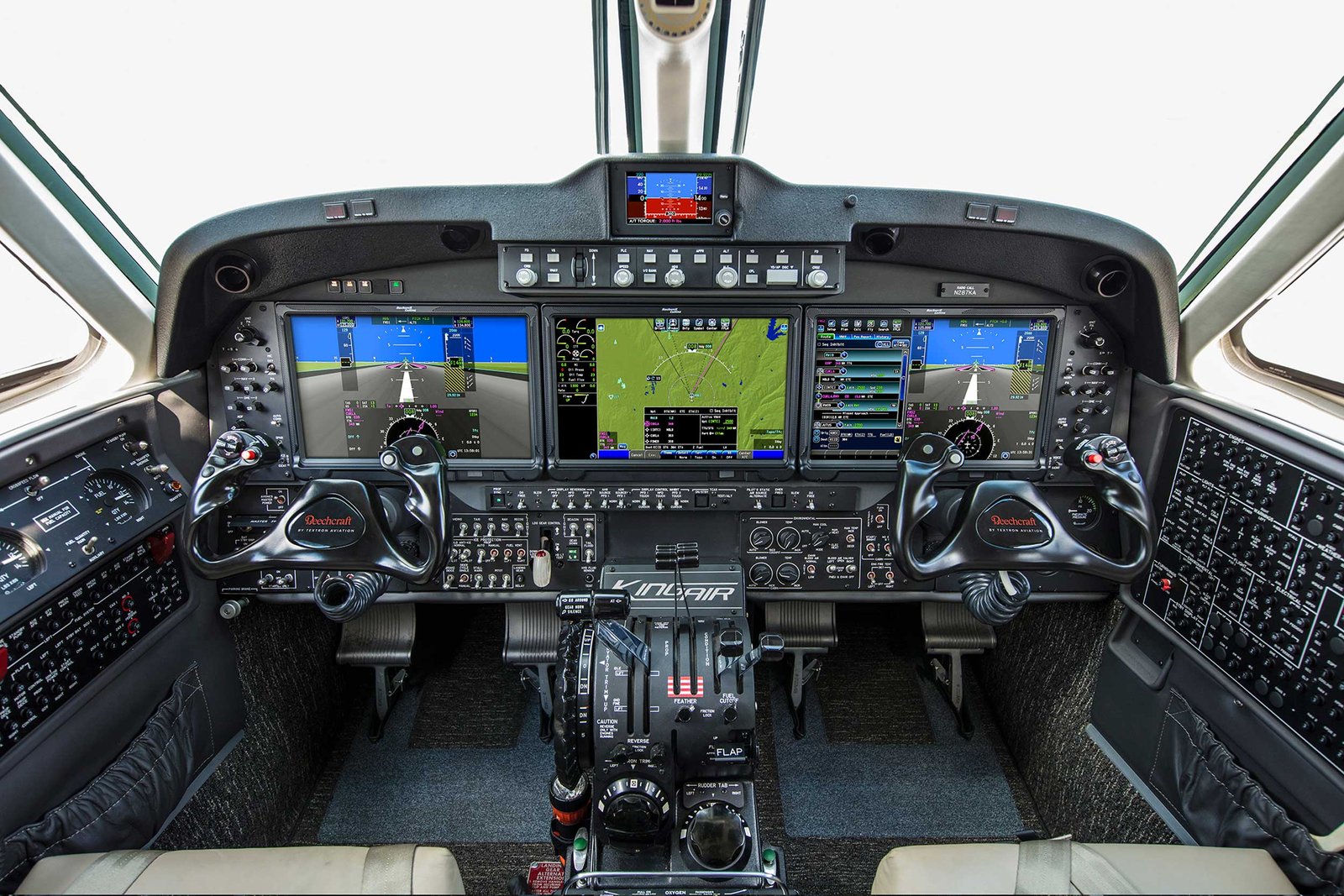 Beechcraft King Air 260 cockpit