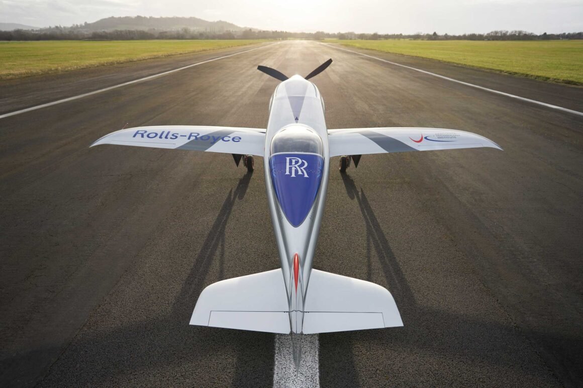 Rolls-Royce ACCEL electric aircraft