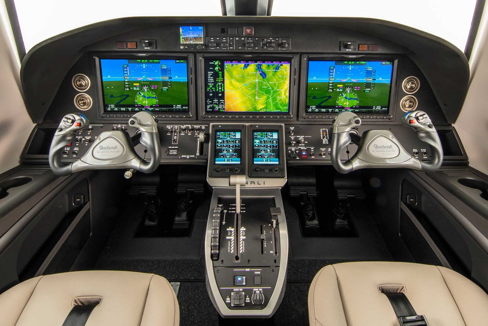 Beechcraft Denali cockpit