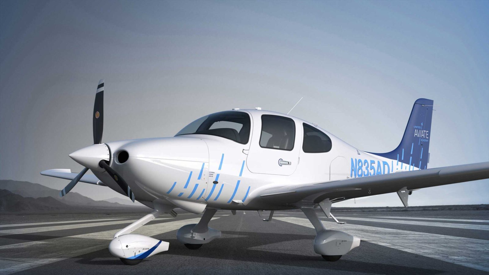 Cirrus TRAC SR20 United Aviate