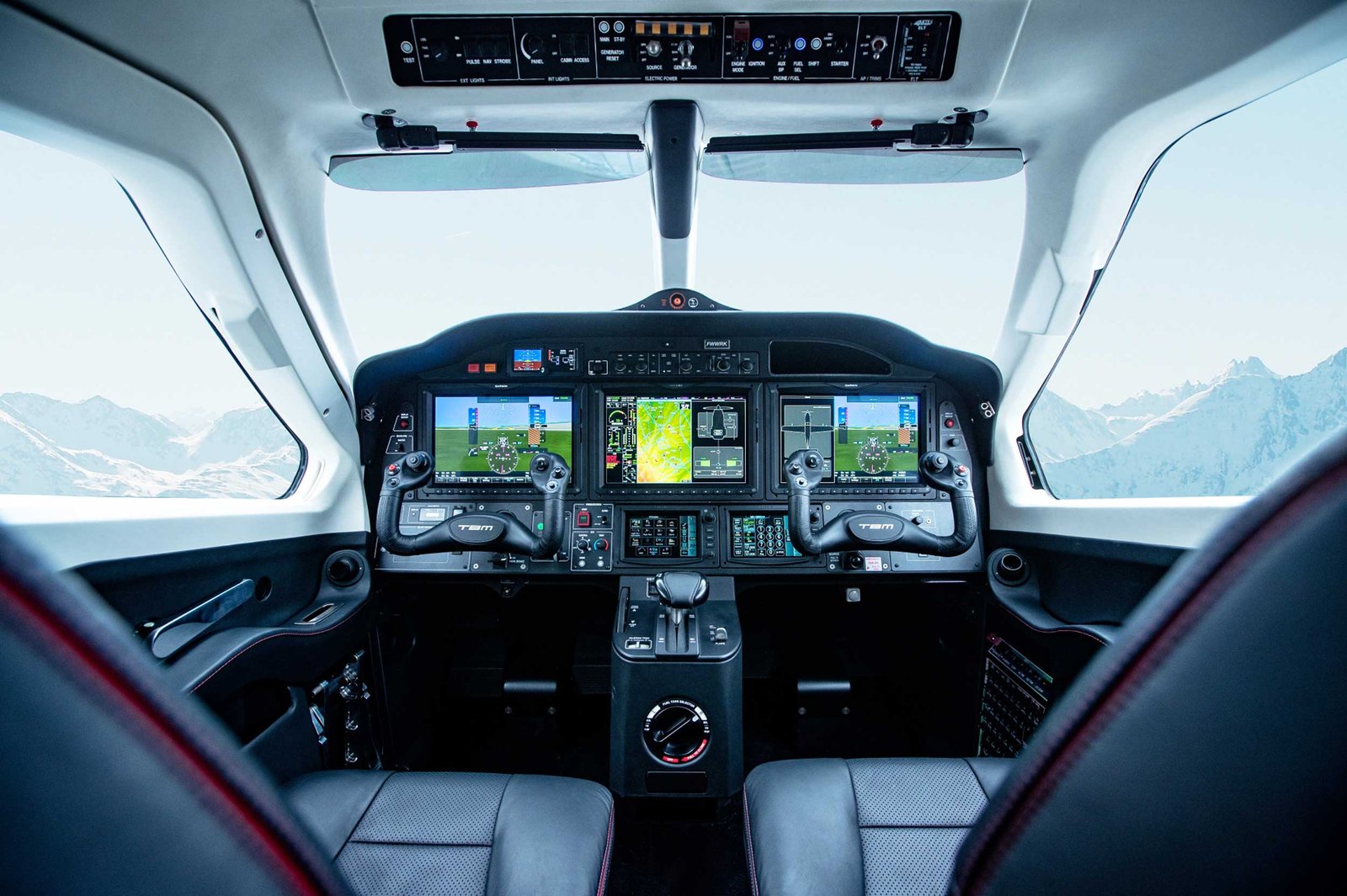 TBM 960 cockpit