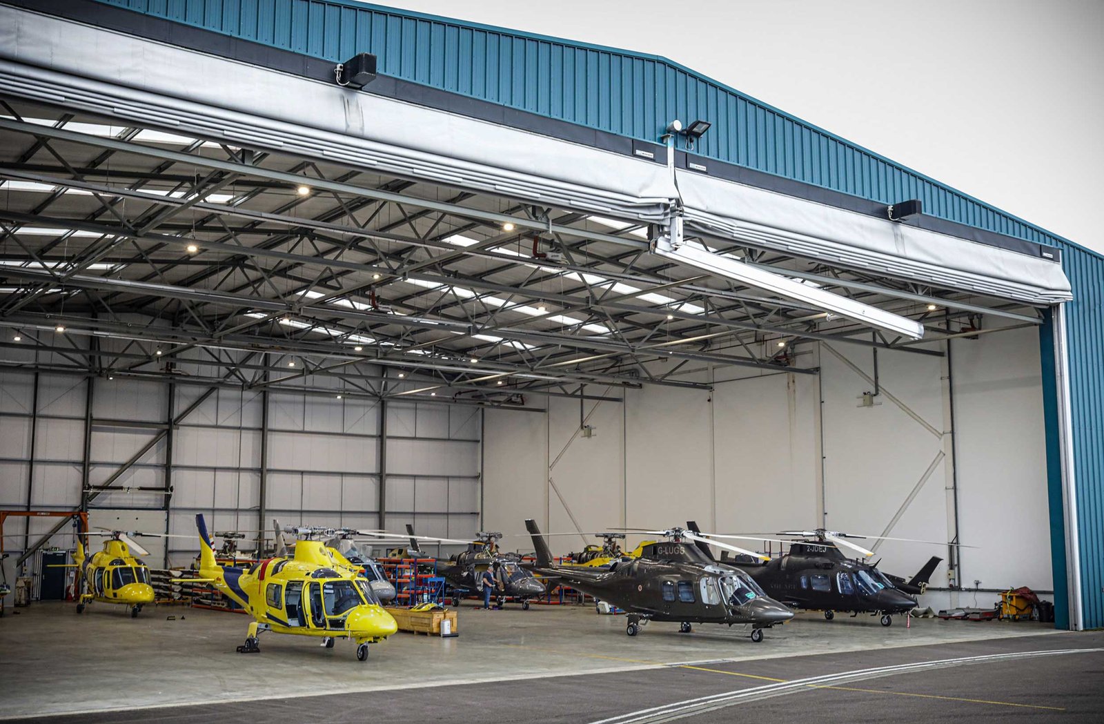 Volare Aviation helicopters Oxford
