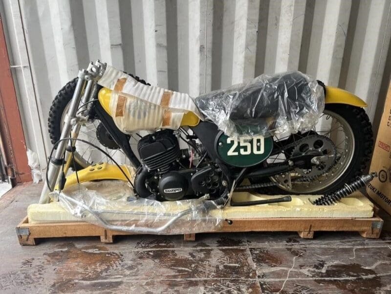 Suzuki TM250 dirt bike auction