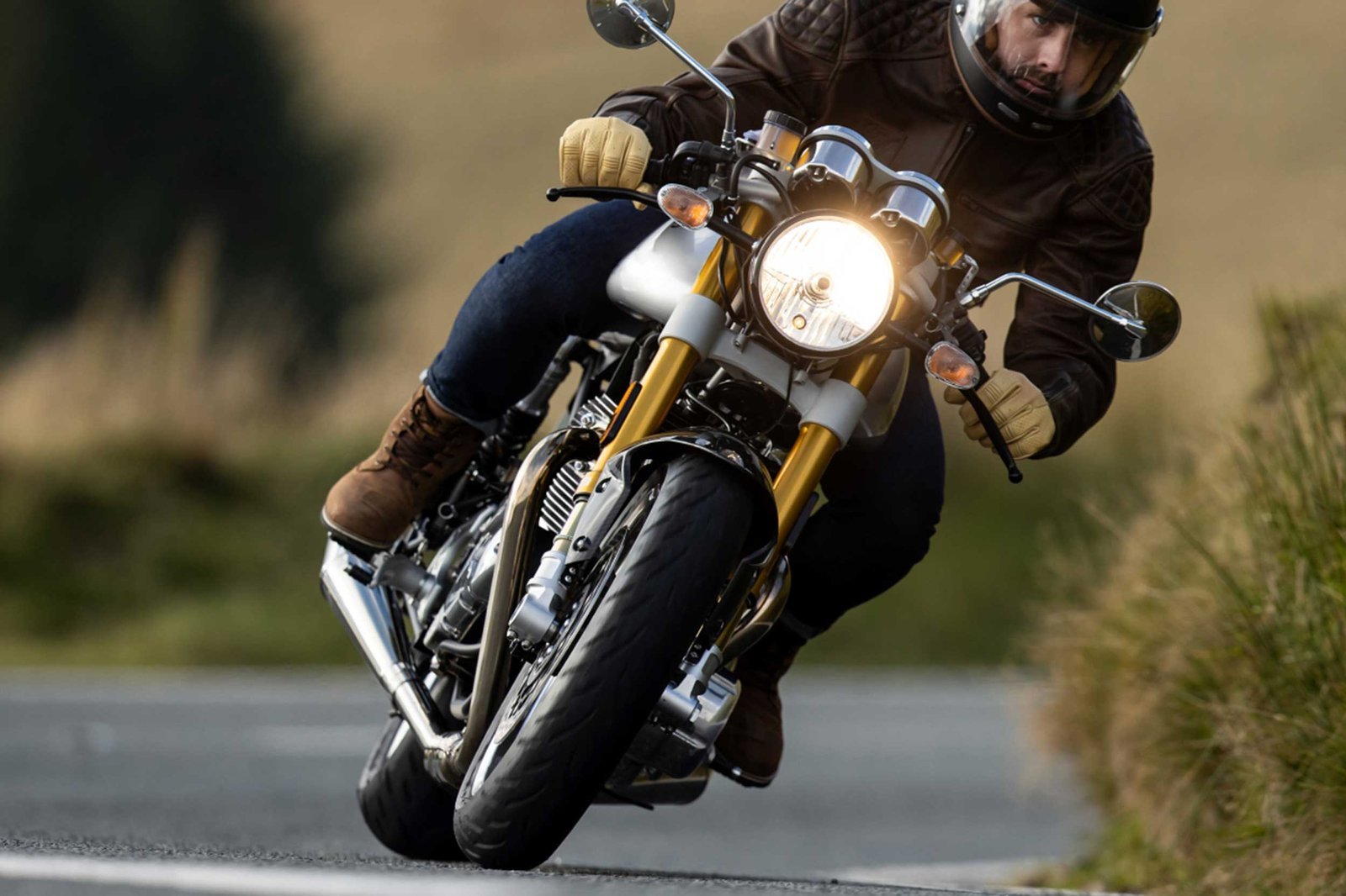 Norton Commando 961