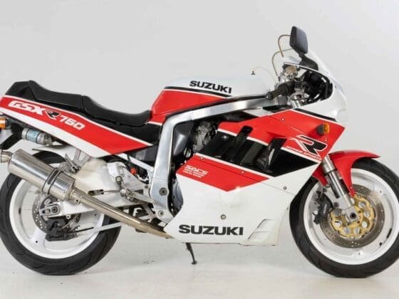 1990 Suzuki GSXR-750
